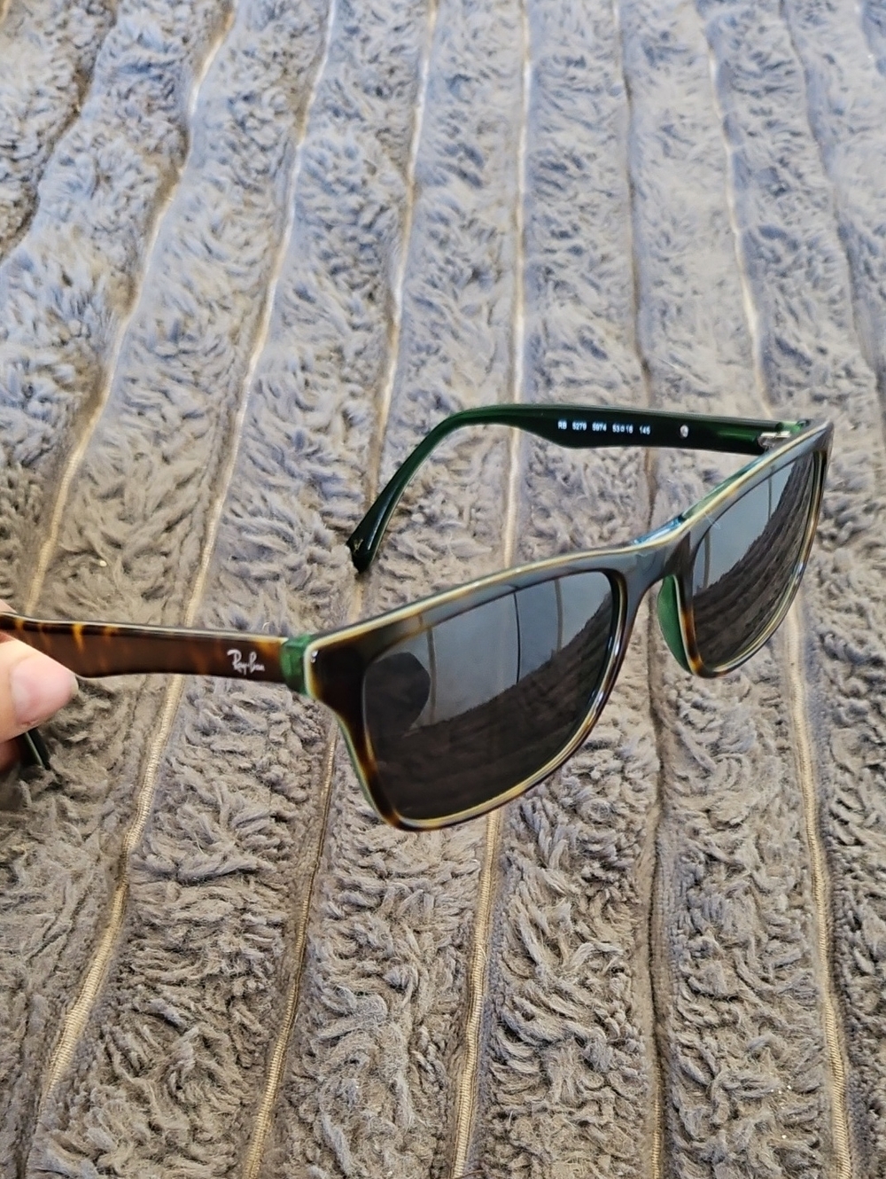 RAY-BAN! The 5279 (color code 5974)  Rare Emerald Green Tint!!